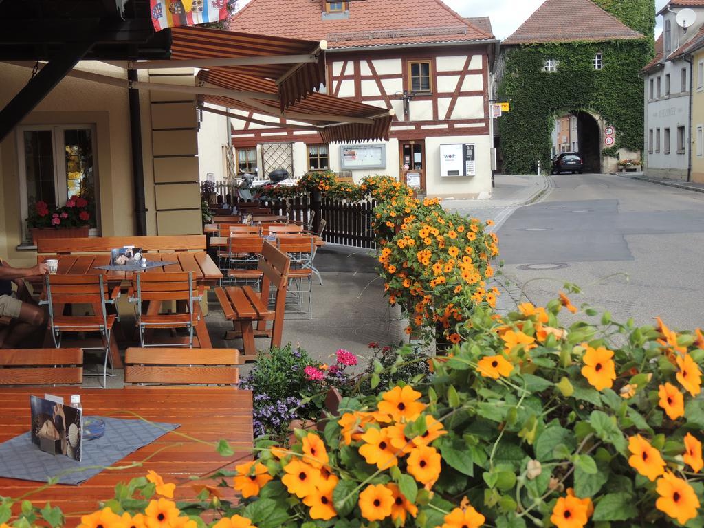 Hotel-Gasthof Neue Post Leutershausen  Экстерьер фото